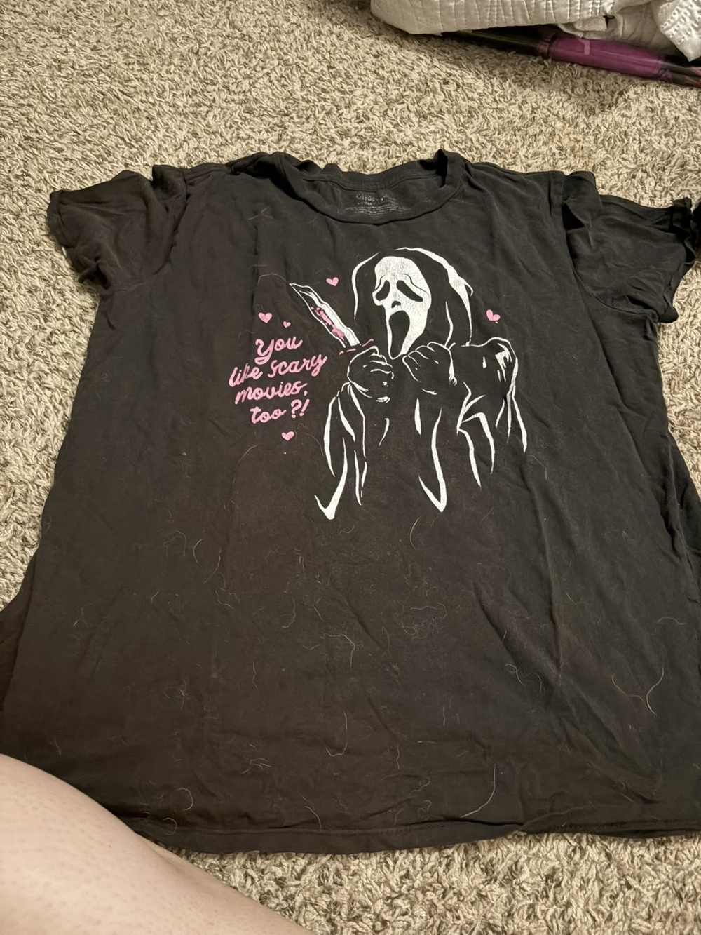Black 'You Like Scary Movies, Too?' Graphic Tee
